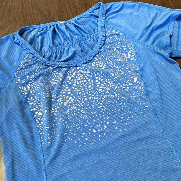 Lululemon Run: Wild Short Sleeve Tech Women’s Size 6 in Heathered Porcelain - Picture 3 of 8